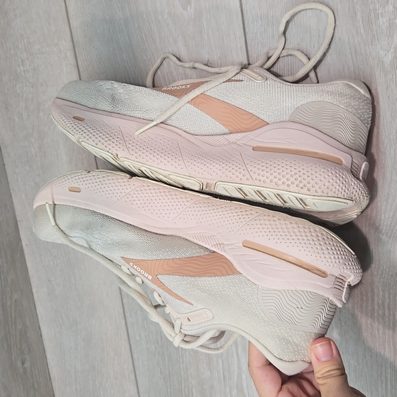 Brooks Women's Ghost Max Athletic Running Shoes Sneakers Sz 9.5 Medium B - Picture 9 of 12